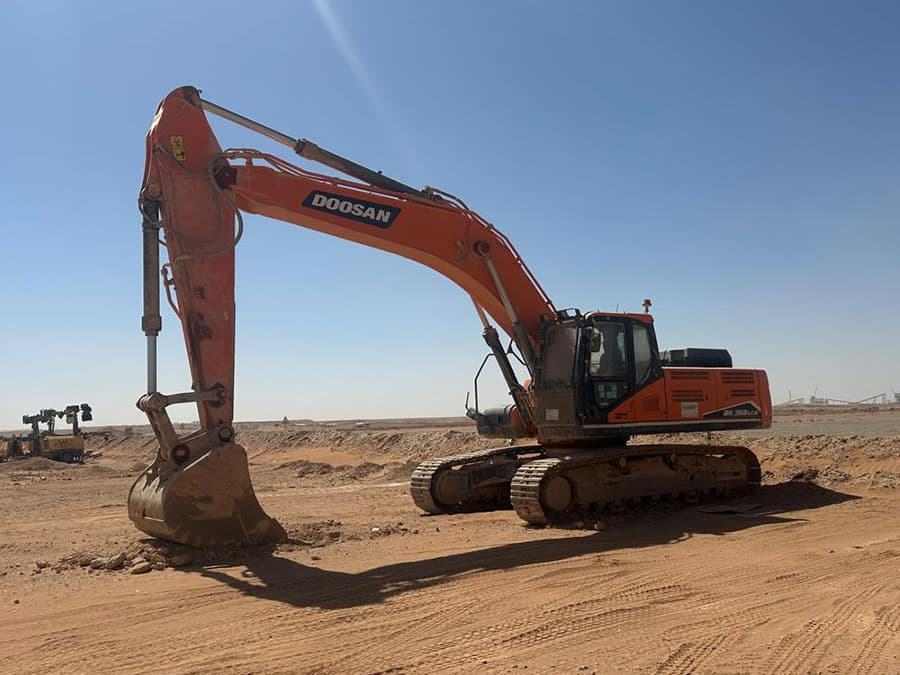 حفّارة جنزيرية دوسان DX360LC-7M