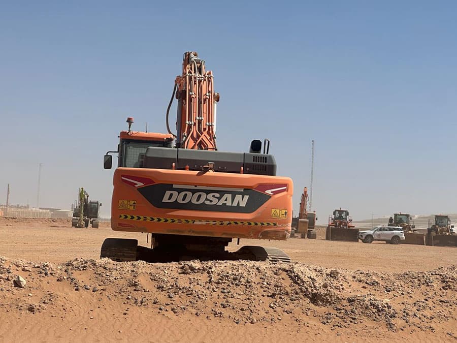 حفّارة جنزيرية دوسان DX360LC-7M